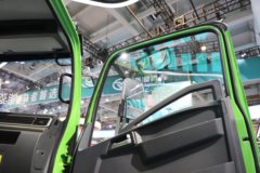 重汽豪曼牛气冲天EM3 4X2 3.5米单排纯电动自卸车 宁德时代155.33kWh