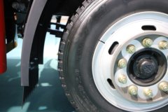 重汽豪曼牛气冲天EM3 4X2 3.5米单排纯电动自卸车 宁德时代155.33kWh