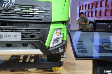 �й������ɶ����ó� ����V5-X 8X4 ���綯��ж�� ����ʱ��352kWhͼƬ