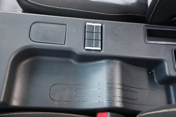 �й������ɶ����ó� V1-X 2.5L���� 170���� 4X2 10�� AMT�Զ��� 2.9����ж��ͼƬ