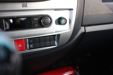 �й������ɶ����ó� V1-X 2.5L���� 170���� 4X2 10�� AMT�Զ��� 2.9����ж��ͼƬ