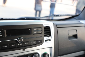 �й������ɶ����ó� V1-X 2.5L���� 170���� 4X2 10�� AMT�Զ��� 2.9����ж��ͼƬ