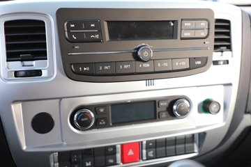 �й������ɶ����ó� V1-X 2.5L���� 170���� 4X2 10�� AMT�Զ��� 2.9����ж��ͼƬ