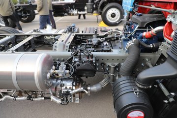 �й������ɶ����ó� V1-X 2.5L���� 170���� 4X2 10�� AMT�Զ��� 2.9����ж��ͼƬ