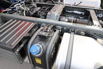 �й������ɶ����ó� V1-X 2.5L���� 170���� 4X2 10�� AMT�Զ��� 2.9����ж��ͼƬ