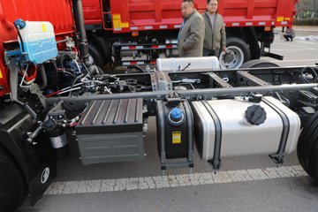 �й������ɶ����ó� V1-X 2.5L���� 170���� 4X2 10�� AMT�Զ��� 2.9����ж��ͼƬ