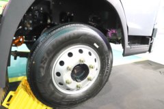 重汽豪曼 星蓝EM3 天行版 4.18米单排纯电动栏板轻卡 宁德时代140.41kWh