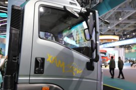 牛气冲天MAX&nbsp;载货车外观                                                图片