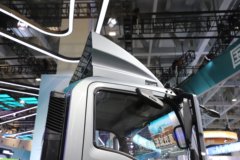 重汽豪曼牛气冲天MAX 2.5L柴油 185马力 中国重汽12档 4.15米单排仓栅式轻卡 重汽豪曼牛气冲天MAX 2.5L柴油 185马力 中国重汽12档 4.15米单排仓栅式轻卡