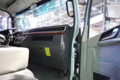 重汽豪曼牛气冲天MAX 2.5L柴油 185马力 中国重汽12档 4.15米单排仓栅式轻卡 重汽豪曼牛气冲天MAX 2.5L柴油 185马力 中国重汽12档 4.15米单排仓栅式轻卡