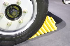 重汽豪曼牛气冲天MAX 2.5L柴油 185马力 中国重汽12档 4.15米单排仓栅式轻卡 重汽豪曼牛气冲天MAX 2.5L柴油 185马力 中国重汽12档 4.15米单排仓栅式轻卡