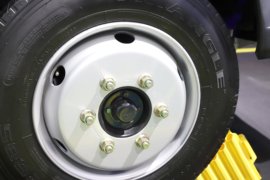 牛气冲天MAX&nbsp;载货车底盘                                                图片