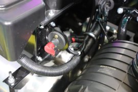 牛气冲天MAX&nbsp;载货车底盘                                                图片