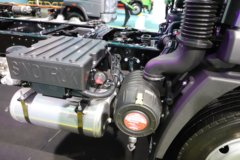 重汽豪曼牛气冲天MAX 2.5L柴油 185马力 中国重汽12档 4.15米单排仓栅式轻卡 重汽豪曼牛气冲天MAX 2.5L柴油 185马力 中国重汽12档 4.15米单排仓栅式轻卡