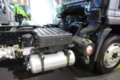 重汽豪曼牛气冲天MAX 2.5L柴油 185马力 中国重汽12档 4.15米单排仓栅式轻卡 重汽豪曼牛气冲天MAX 2.5L柴油 185马力 中国重汽12档 4.15米单排仓栅式轻卡