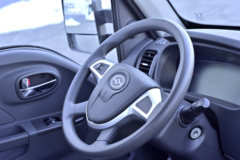 黄海汽车 鑫程-1 液刹 4.01米单排纯电动厢式微卡 亿纬65.66kWh