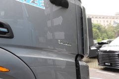 东风柳汽 乘龙HK 14.5L LNG 630马力 6X4 法士特12档 AMT自动档 牵引车 东风柳汽 乘龙HK 14.5L LNG 630马力 6X4 法士特12档 AMT自动档 牵引车