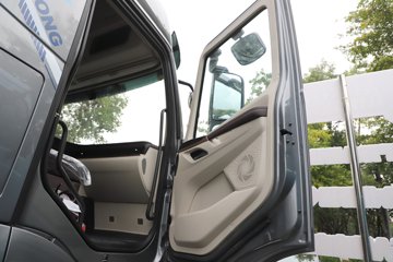 �������� ����HK 14.5L LNG 630���� 6X4 ��ʿ��12�� AMT�Զ��� ǣ����ͼƬ