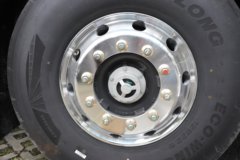 东风柳汽 乘龙HK 14.5L LNG 630马力 6X4 法士特12档 AMT自动档 牵引车 东风柳汽 乘龙HK 14.5L LNG 630马力 6X4 法士特12档 AMT自动档 牵引车