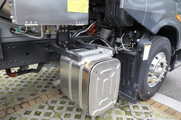 �������� ����HK 14.5L LNG 630���� 6X4 ��ʿ��12�� AMT�Զ��� ǣ����ͼƬ