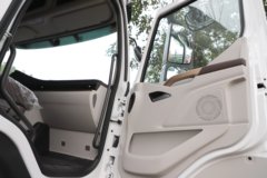 东风柳汽乘龙H7pro 6X4 纯电动牵引车 宁德时代600kWh