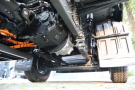 乘龙H7pro&nbsp;电动牵引车底盘图片