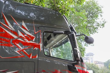 ������������HK 15.5L LNG 640���� 6X4 ��ʿ��12�� AMT�Զ��� ǣ����ͼƬ