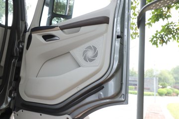 ������������HK 15.5L LNG 640���� 6X4 ��ʿ��12�� AMT�Զ��� ǣ����ͼƬ