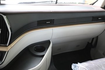 ������������HK 15.5L LNG 640���� 6X4 ��ʿ��12�� AMT�Զ��� ǣ����ͼƬ