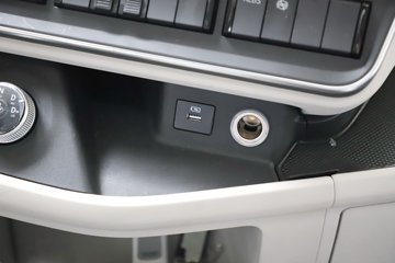 ������������HK 15.5L LNG 640���� 6X4 ��ʿ��12�� AMT�Զ��� ǣ����ͼƬ