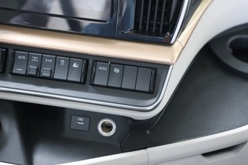 ������������HK 15.5L LNG 640���� 6X4 ��ʿ��12�� AMT�Զ��� ǣ����ͼƬ