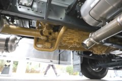 东风柳汽乘龙HK 15.5L LNG 640马力 6X4 法士特12档 AMT自动档 牵引车