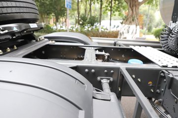 ������������HK 15.5L LNG 640���� 6X4 ��ʿ��12�� AMT�Զ��� ǣ����ͼƬ