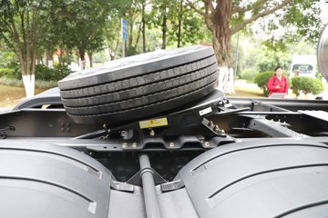 ������������HK 15.5L LNG 640���� 6X4 ��ʿ��12�� AMT�Զ��� ǣ����ͼƬ