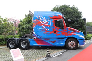 T7L&nbsp;牵引车外观                                                图片