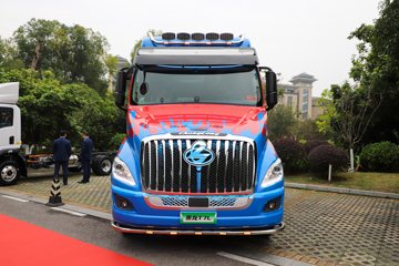 T7L&nbsp;牵引车外观                                                图片