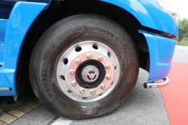 T7L&nbsp;牵引车底盘                                                图片