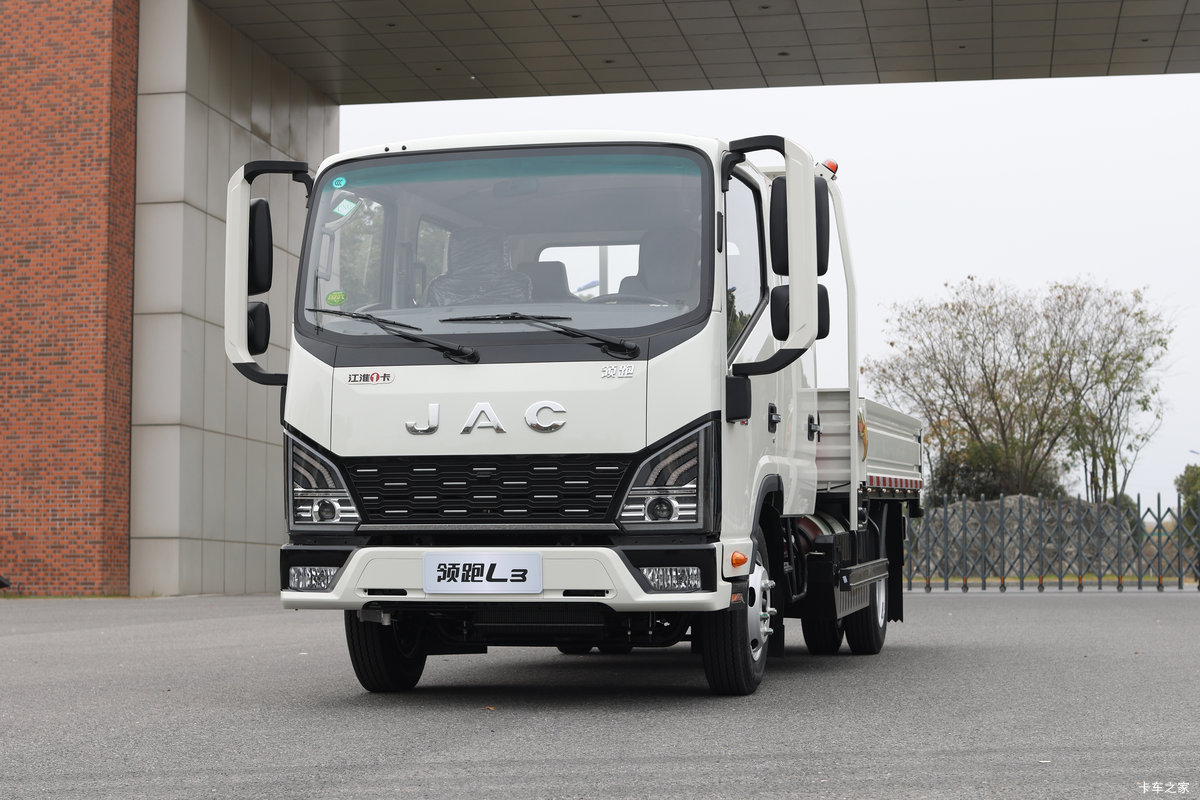 江淮康铃领跑L3 2.7L CNG 130马力 江淮5档 3.145米双排栏板轻卡