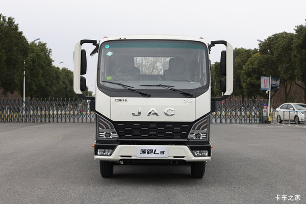 江淮康铃领跑L3 2.7L CNG 130马力 江淮5档 3.145米双排厢式轻卡