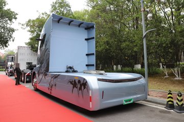 魅影&nbsp;电动牵引车外观图片