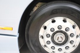 魅影&nbsp;电动牵引车底盘图片