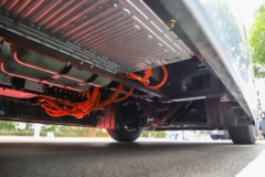 东风柳汽乘龙魅影 6X4 纯电动牵引车 宁德时代400kWh