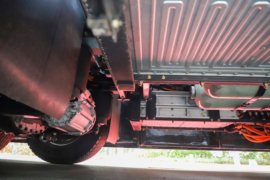 魅影&nbsp;电动牵引车底盘图片