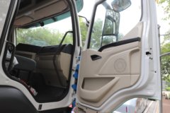 东风柳汽乘龙H5 6X4 燃料电池牵引车 88kWh