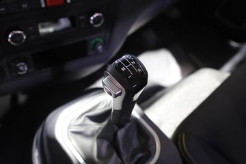 �й������ɶ����ó� V3-X 4X2 4.2�״��綯�Ű���ж�� ����ʱ��165kWhͼƬ