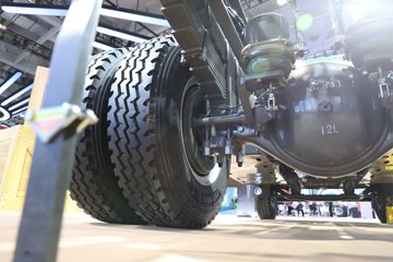 �й������ɶ����ó� V3-X 4X2 4.2�״��綯�Ű���ж�� ����ʱ��165kWhͼƬ