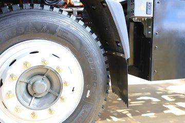 �й������ɶ����ó� V3-X 4X2 4.2�״��綯�Ű���ж�� ����ʱ��165kWhͼƬ