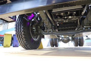 �й������ɶ����ó� V3-X 4X2 4.2�״��綯�Ű���ж�� ����ʱ��165kWhͼƬ