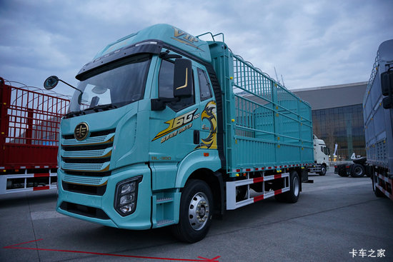 һ�����J6G Pro�캽�� 7.8L���� 380���� 4X2 һ�����10�� ȫ���߶� 6.75�ײ�դʽ�ػ���