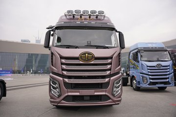 һ�����J6V �캽�� 12.5L���� 580���� 6X4 һ�����12�� AMT�Զ��� ǣ����ͼƬ